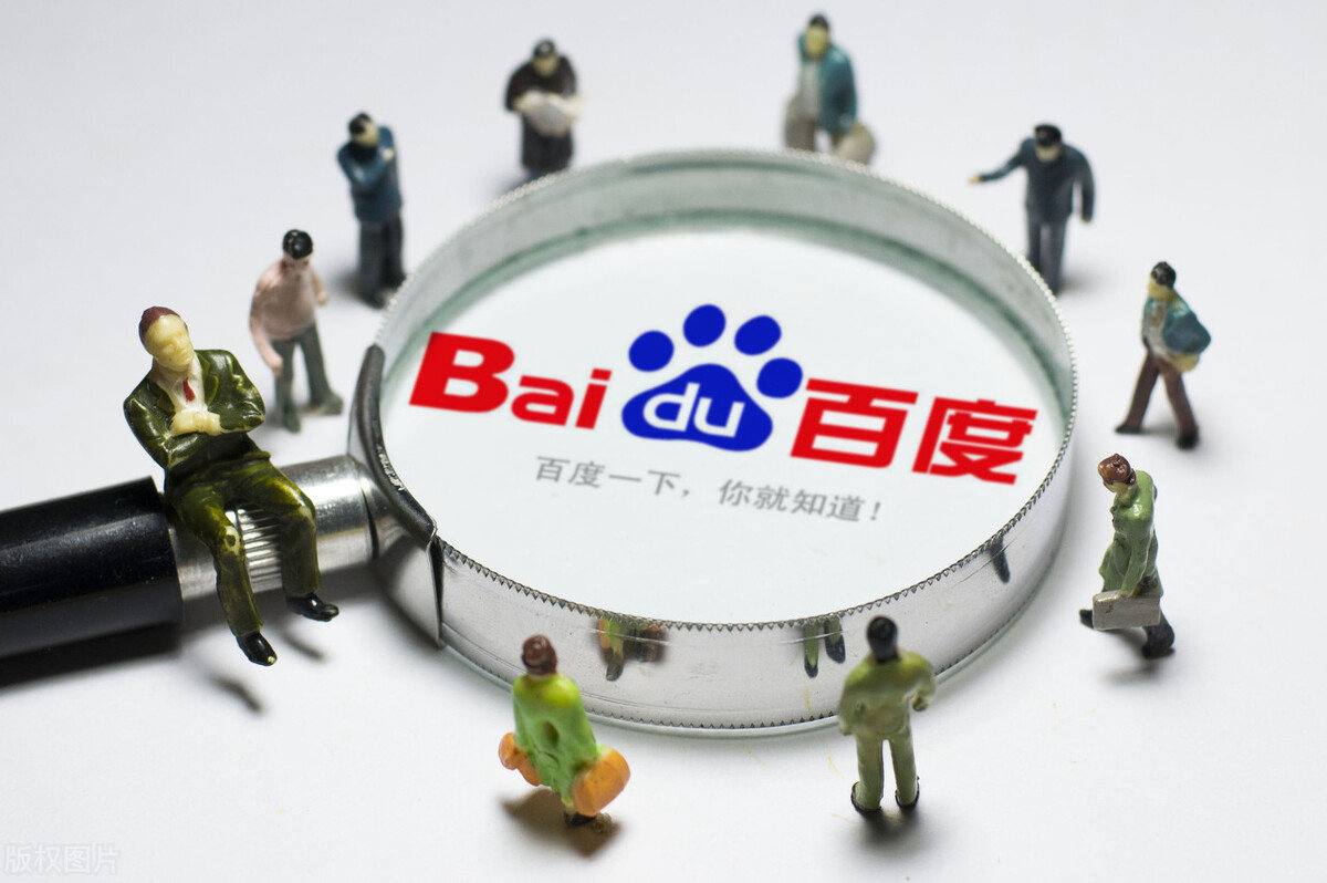 西安一辆保时捷新能源车突发自燃